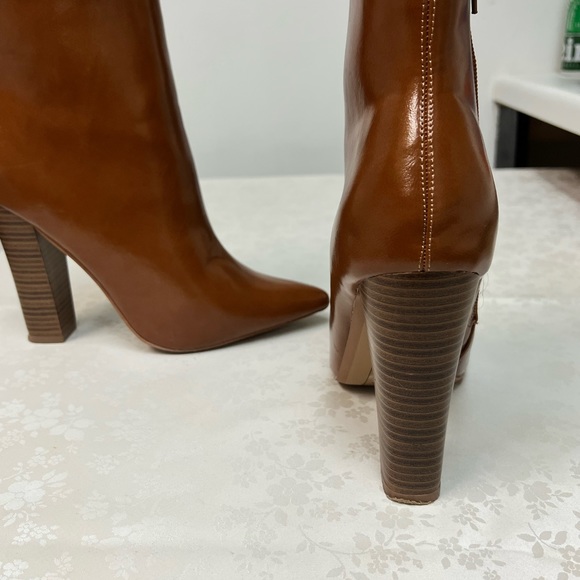 Worn once booties - Picture 6 of 6